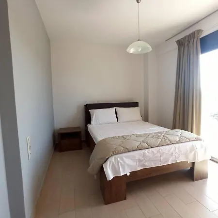 Villa μεζονέτα στο -maisonette At Patras *